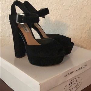 Steve Madden Jillyy Black Suede Heels